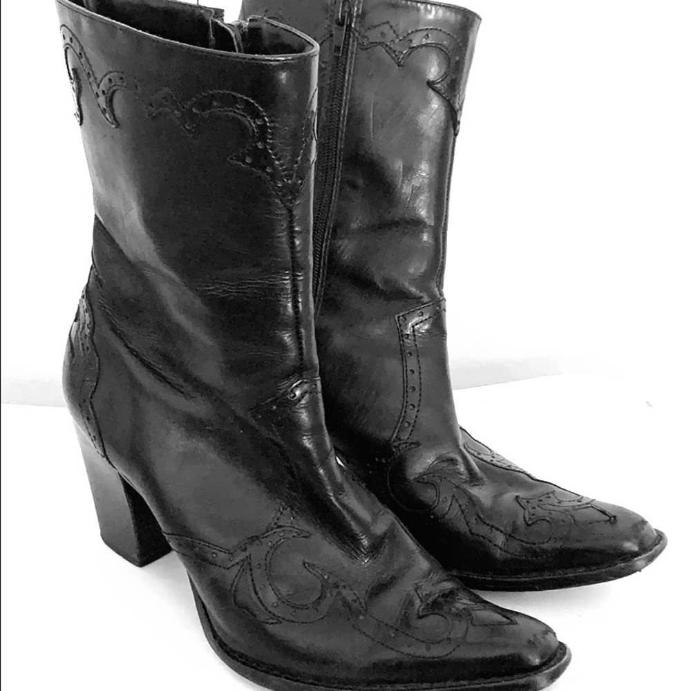 Black leather fancy booties.